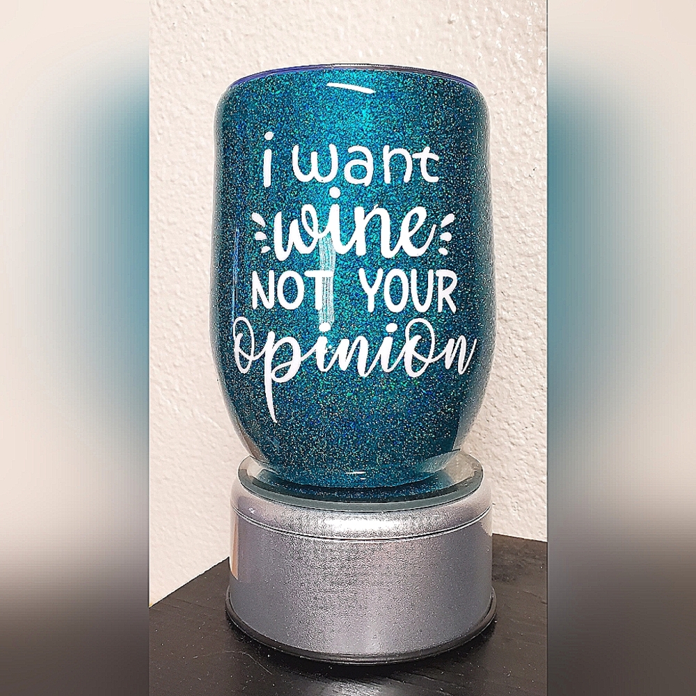 Custom wine tumbler with lid.